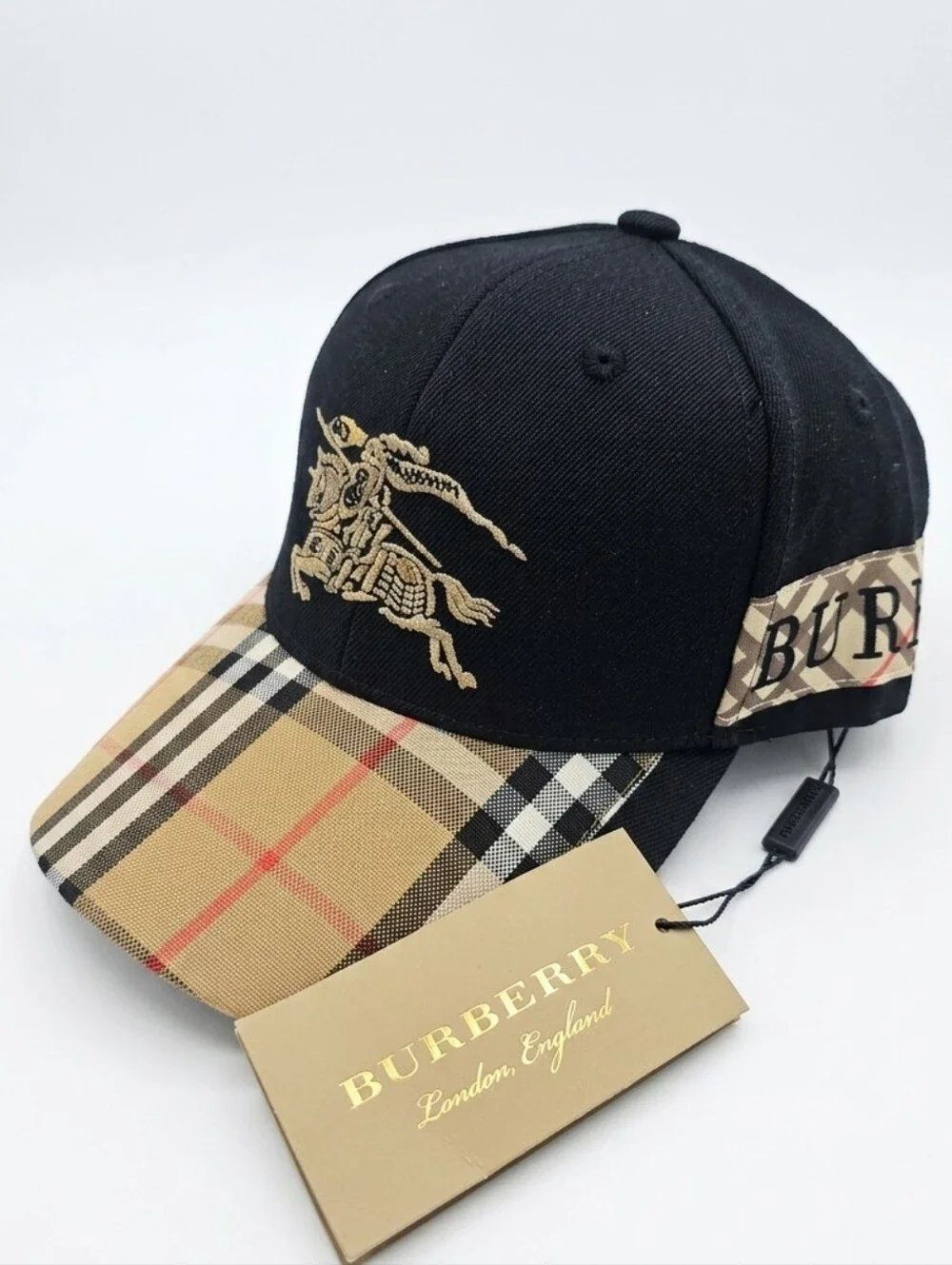 🔥NWT‼️✨ Burberry ✨ Black Baseball Cap Hat with Tan Vintage Check Brim - Unisex - Picture 2 of 14